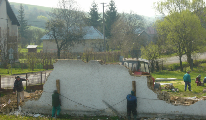 44. fotografia fotogalérie Dom smútku