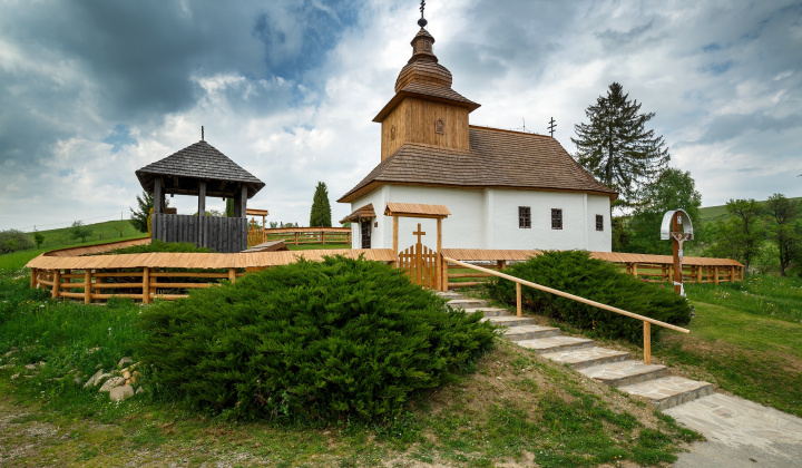 2. fotografia fotogalérie Oprava dreveného kostolíka