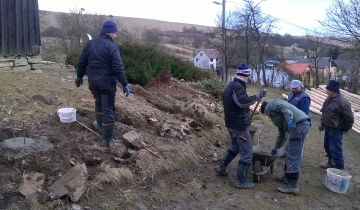 11. fotografia fotogalérie Oprava dreveného kostolíka