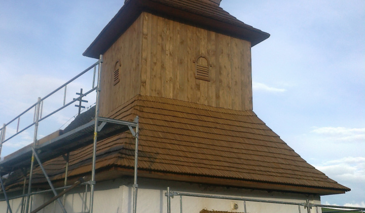 13. fotografia fotogalérie Oprava dreveného kostolíka