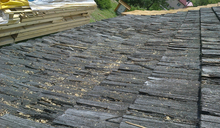 19. fotografia fotogalérie Oprava dreveného kostolíka